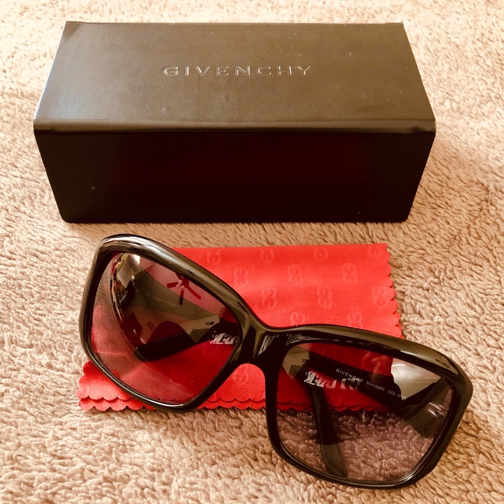 Authentic Givenchy Unisex Sunglasses Brand New